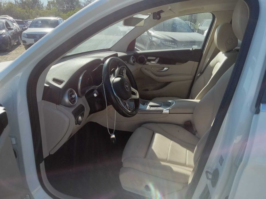 Реальне Авто Mercedes Glc 300 рестайлінг