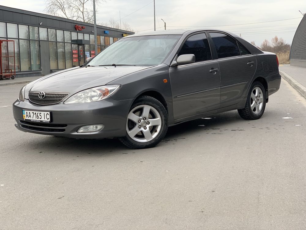 Toyota camry 30 3.0 бензин газ