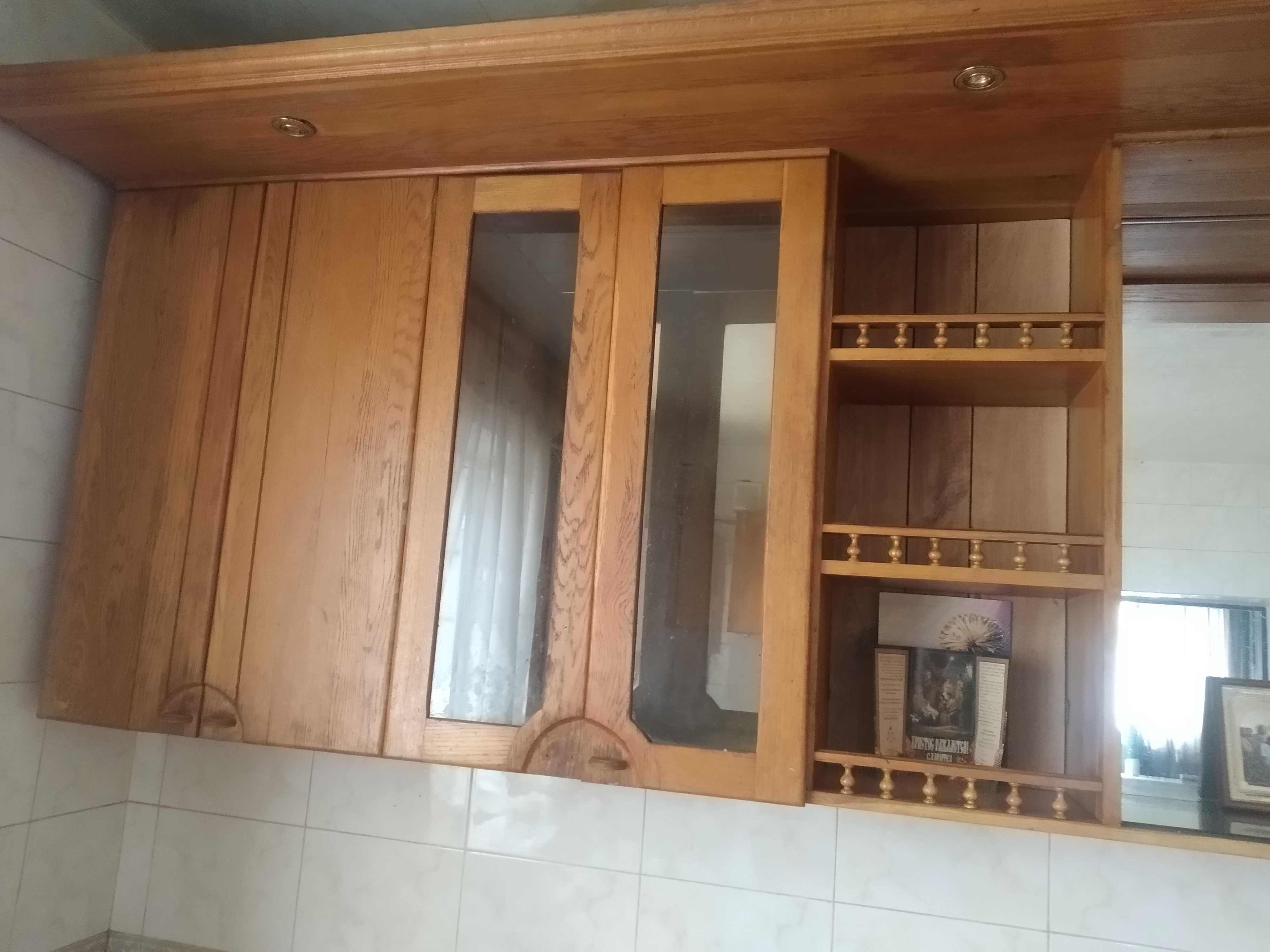 Кухня деревянная