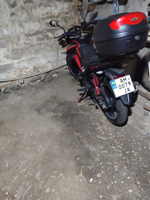 Продам мотоцикл спарк