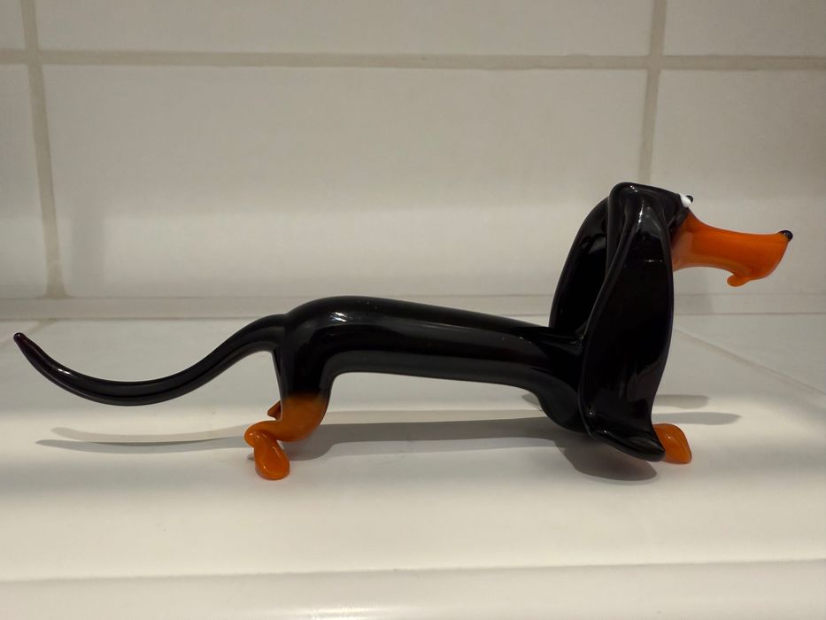 Jamnik figurka ze szkła