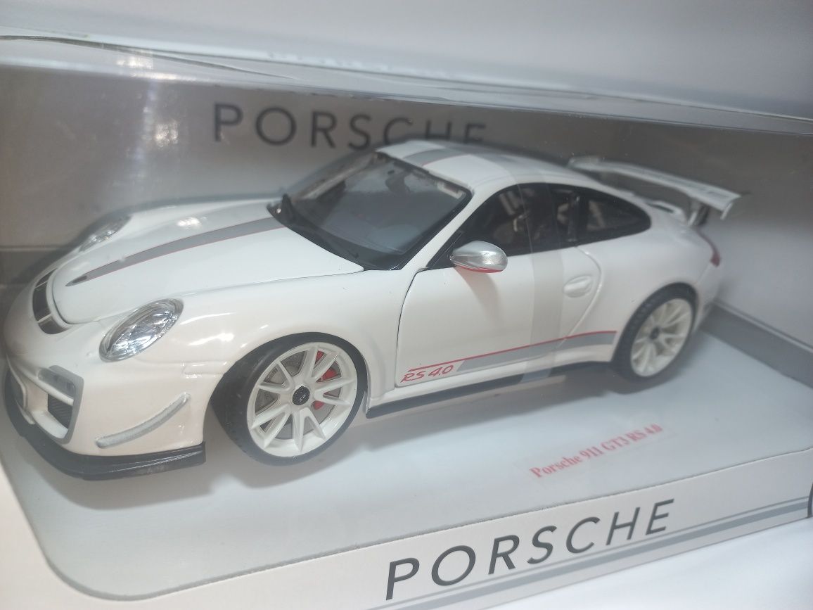 Bburago Porsche GT3 RS 4.0,skala 1:18