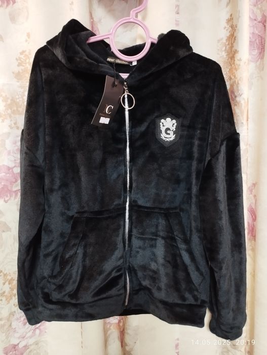 Бомбер худі жіночий розмір xs чорний новий