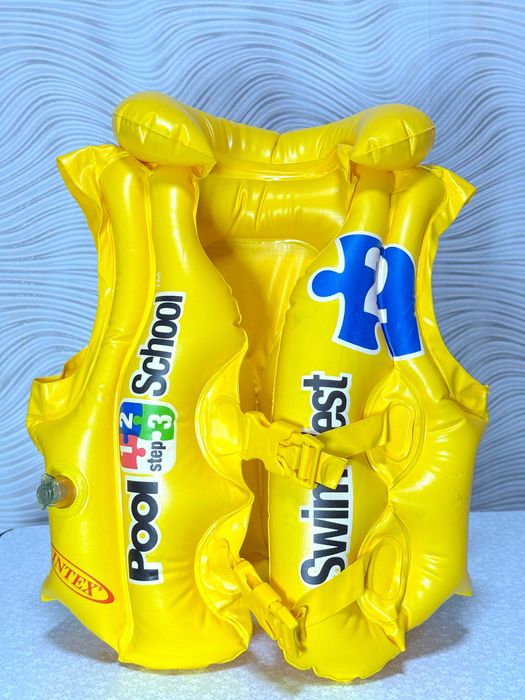 Спасательный жилет 3-6 лет детский надувной