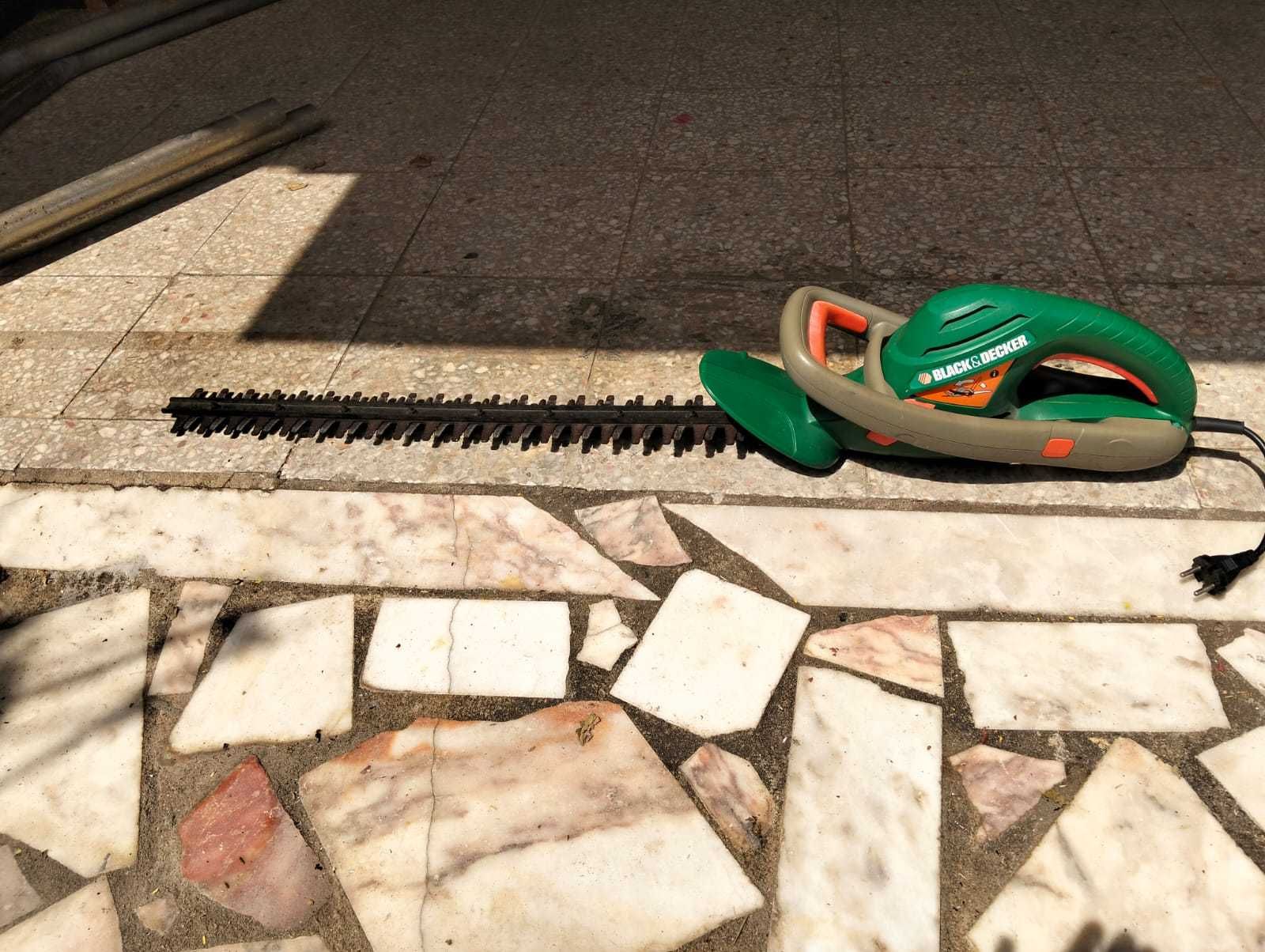 Corta Sebes (BLACK & DECKER)