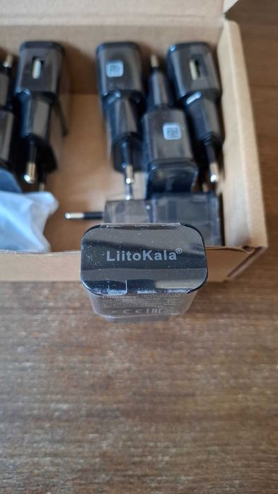 Адаптер Liitokala ETA-U90EWE 2A, автомобільний адаптер 12В Liitokala