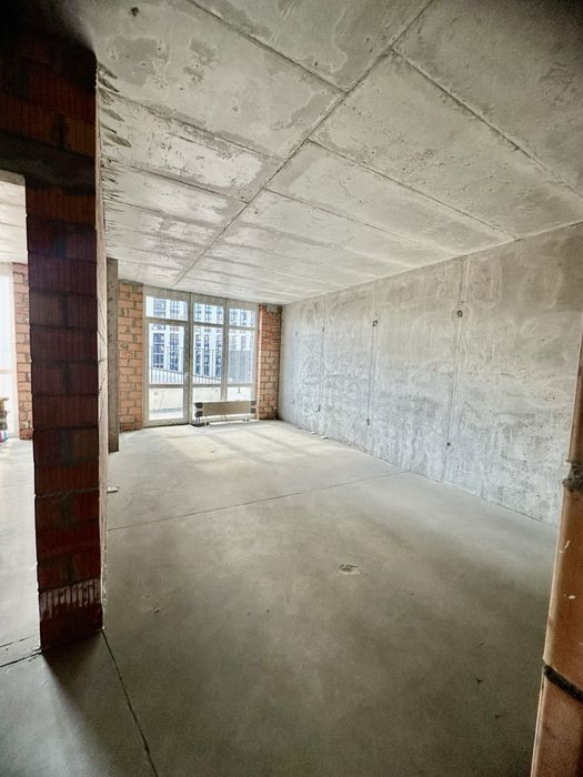 Продаж особливої квартири з терасою в ЖК Старт, Шолуденка, 30