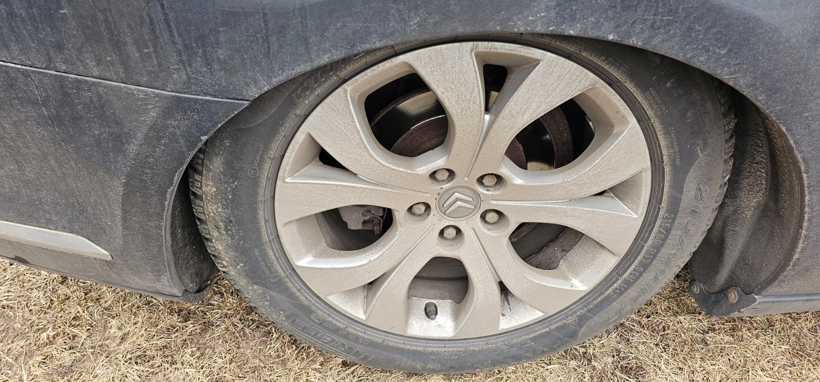 215/60/17 komplet koła alufelgi Citroen C5 opony