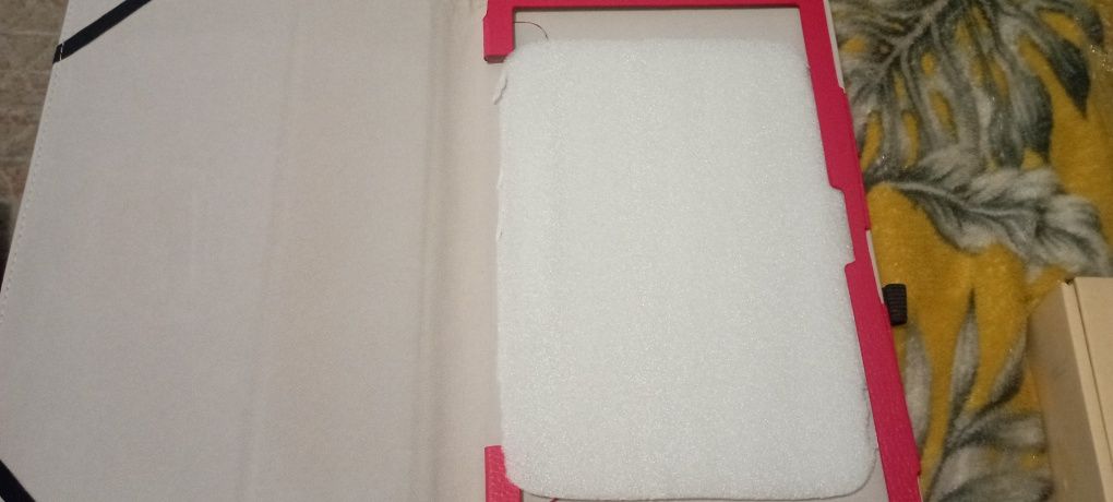 Etui Jumper EZPad 6 Pro czerwone zamykane z klapką, solidne wytrzymałe