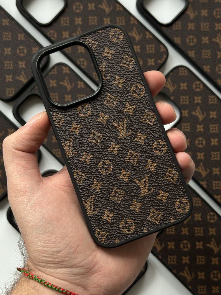 Чохол LV екошкіра на IPhone від 11 до 16 Pro Max