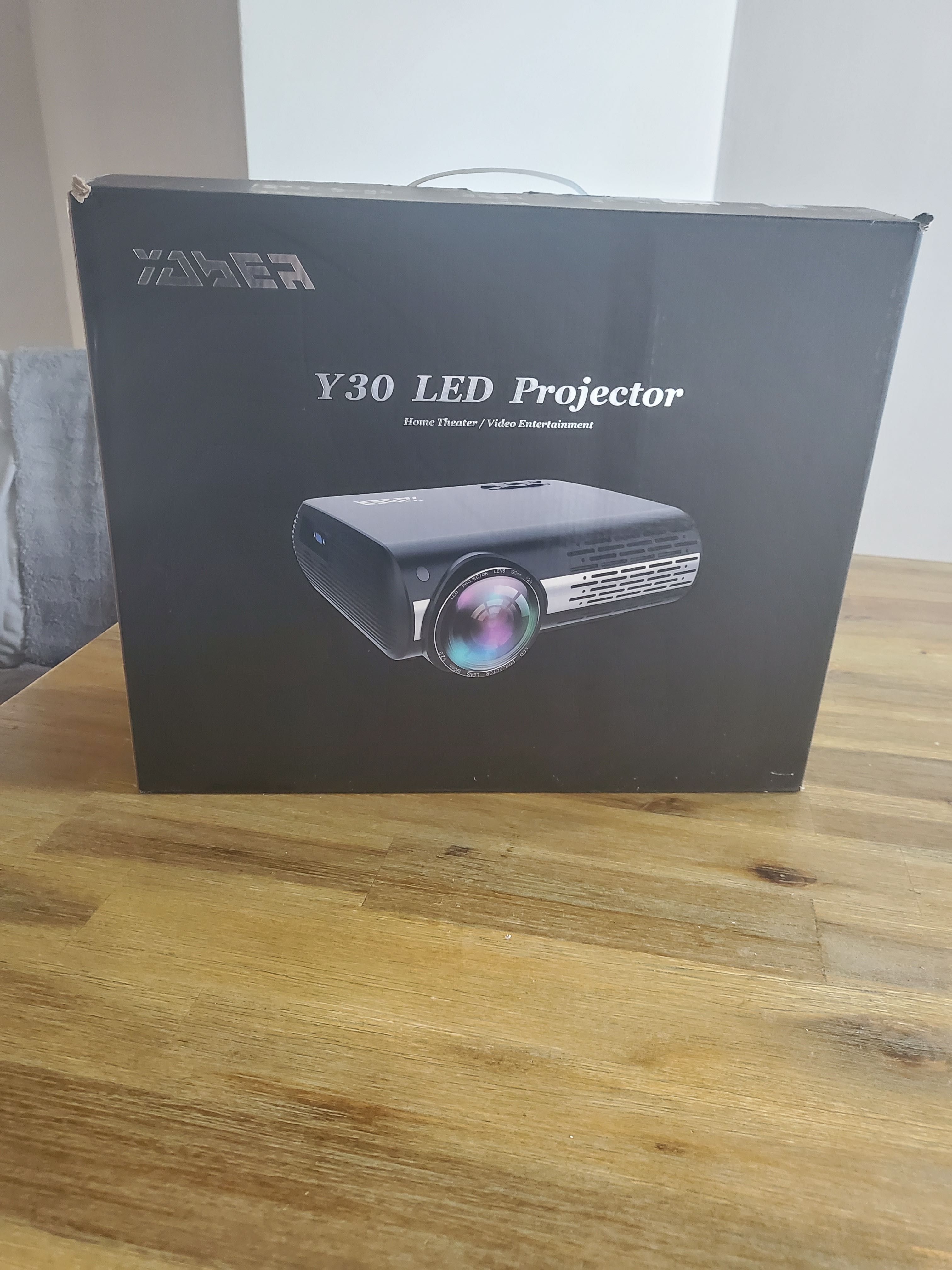 projektor led Y30