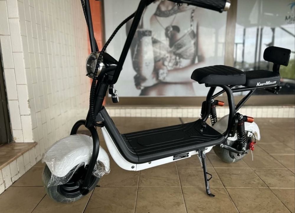 Mini Scooter elétrica City coco 1000W