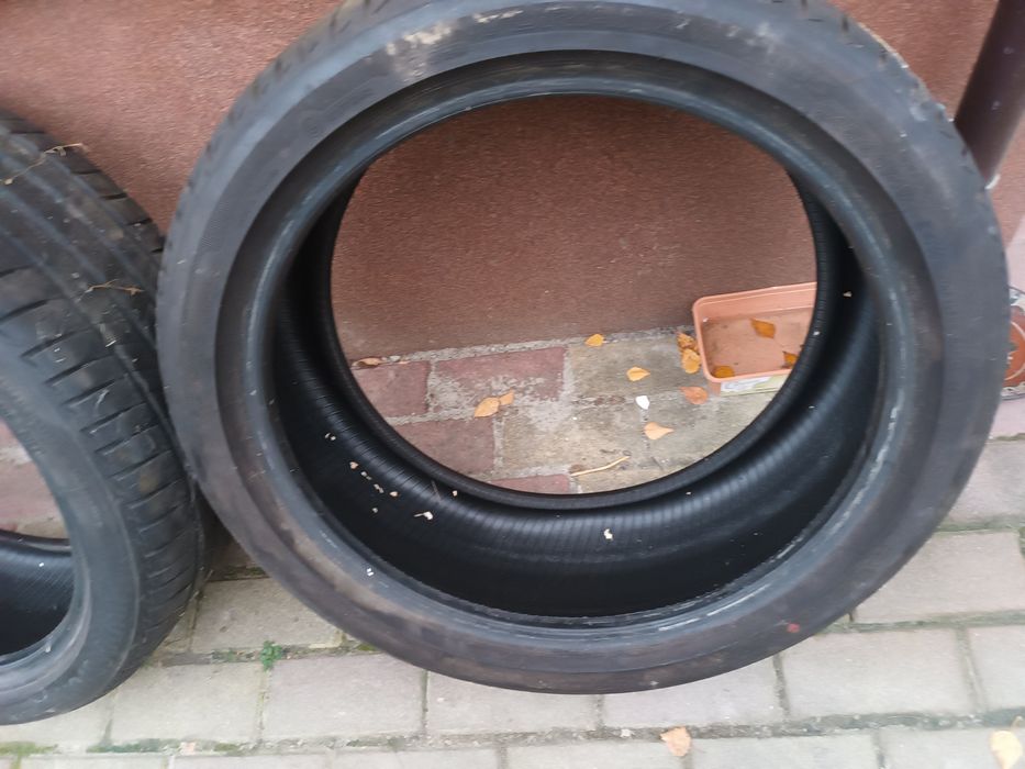 Opony letnie Bridgestone 245/40/r19,rok 2022