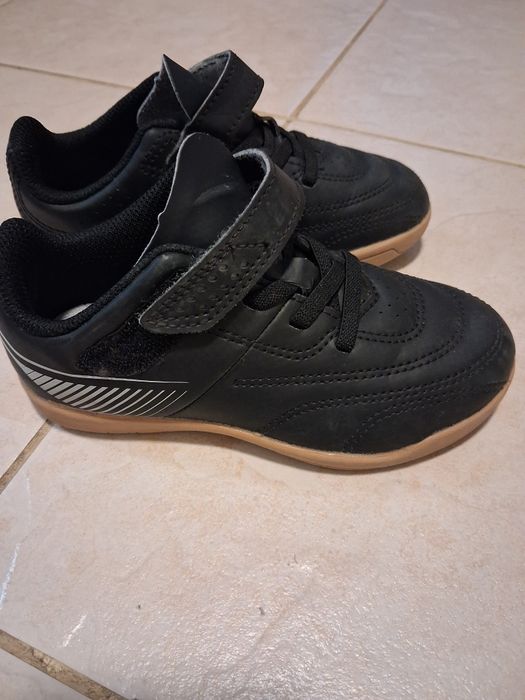 Buty halówki na piłkę