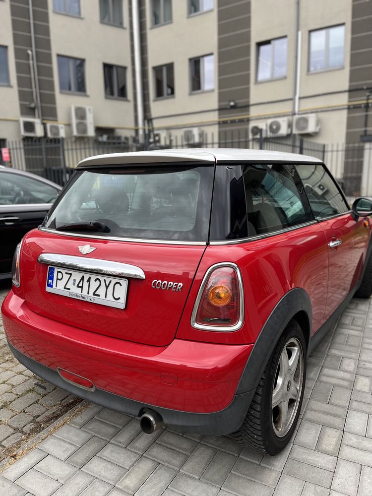 Mini COOPER R56 2006