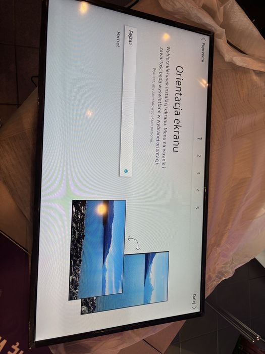 Samsung QM32R-B Monitor Profesjonalny 32"