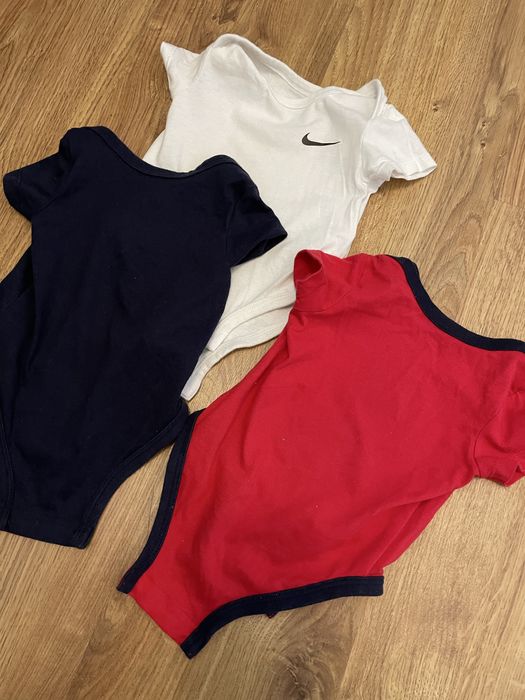Набір оригінальних дитячих боді Nike