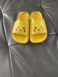 Klapki H&M Picachu r. 24/25