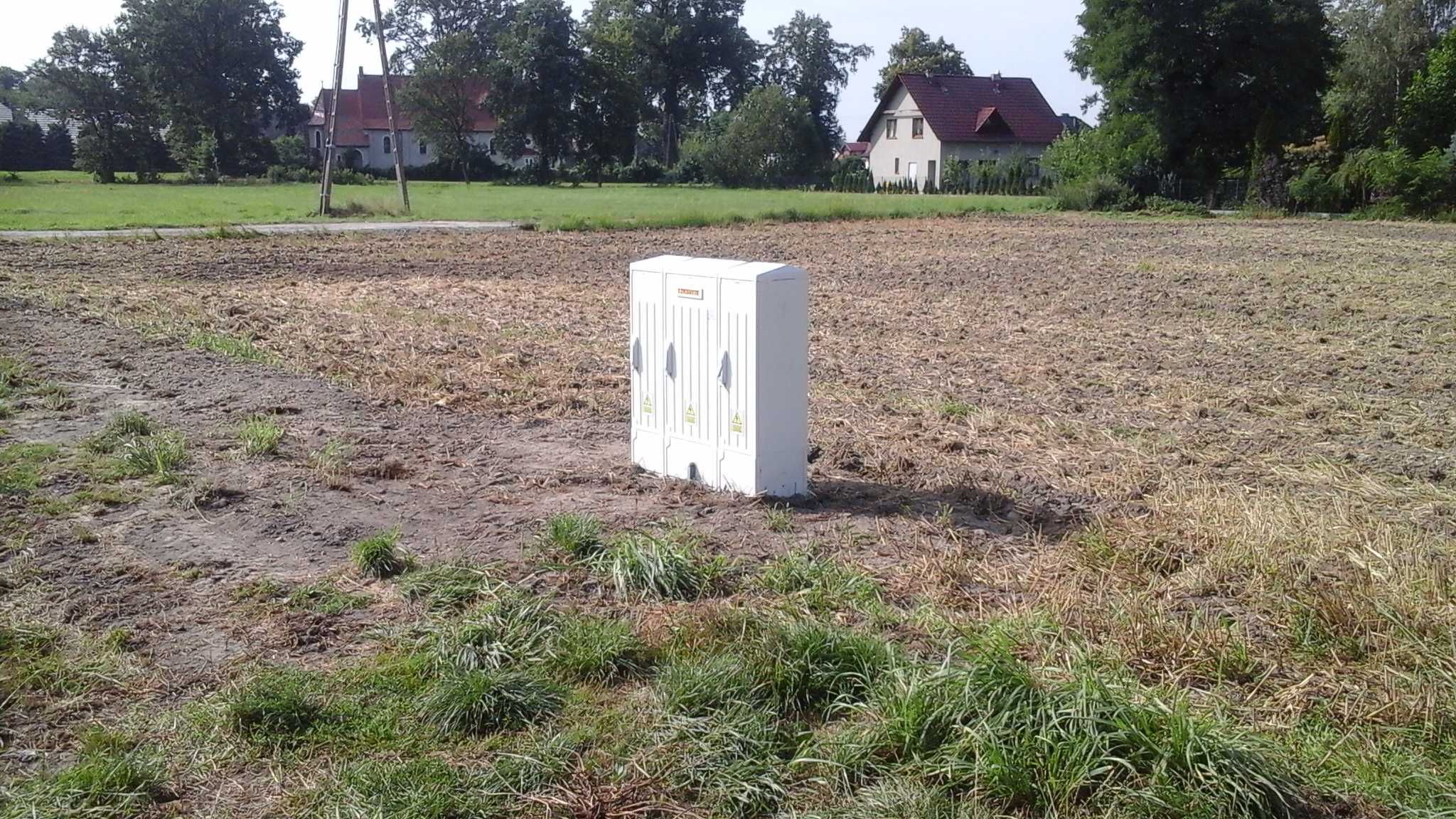 działka budowlano-usługowa 14 ar miejsce gmina świerczów