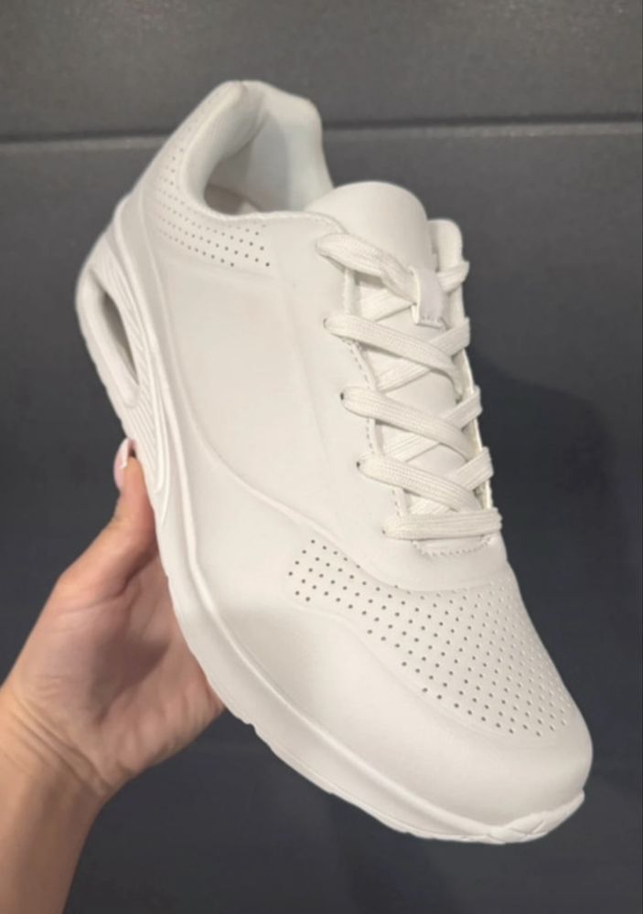 Adidasy męskie, buty sportowe, białe adidasy, trampki, 44
