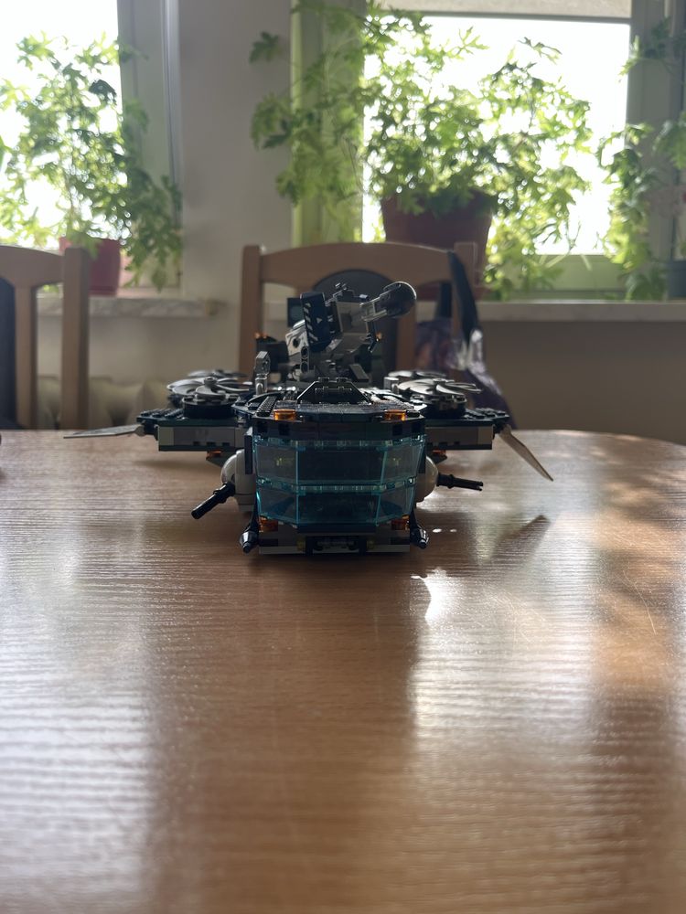 Lego avengers zestaw 76153