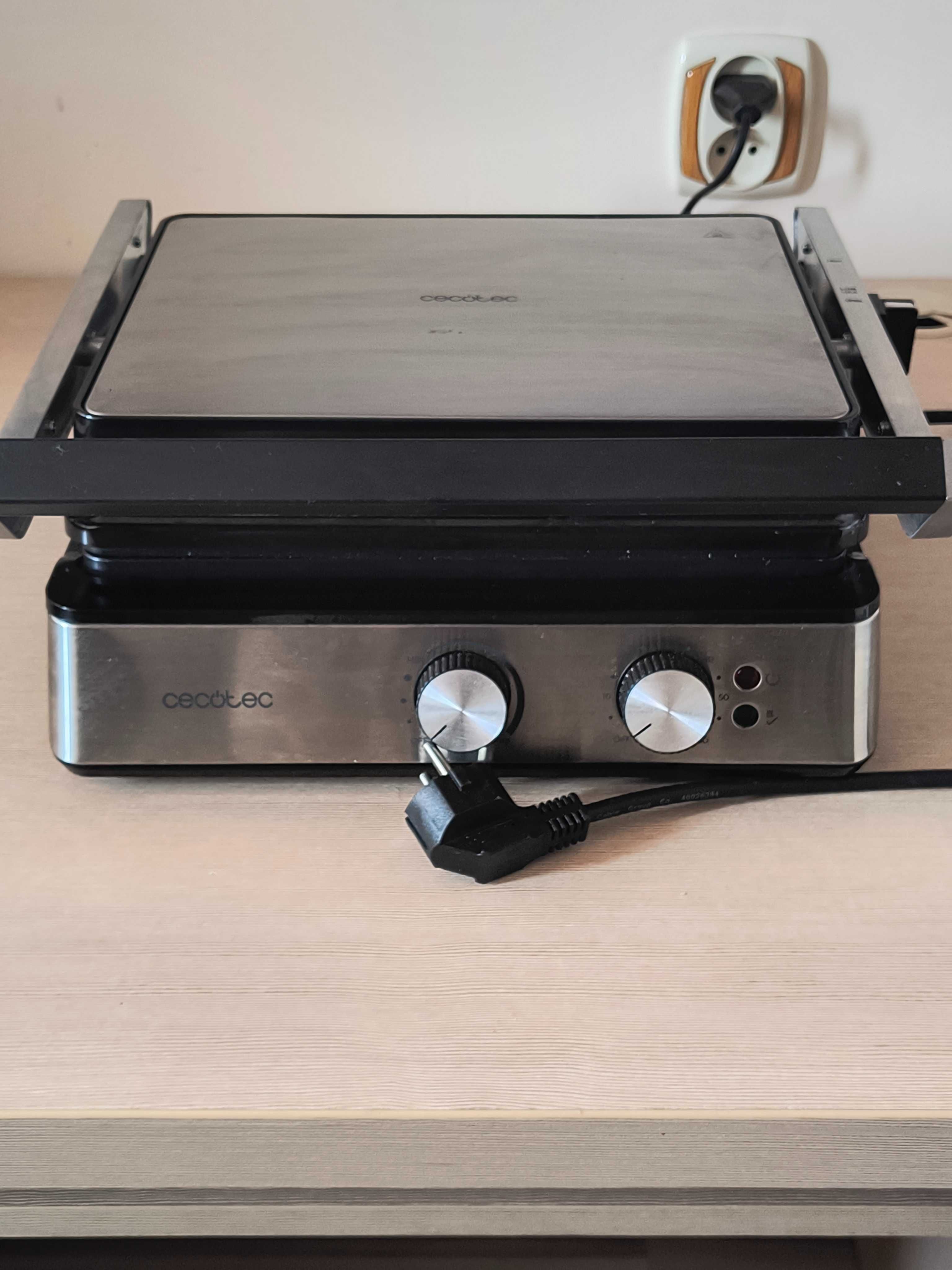 Grill elektryczny Cecotec Rock'nGrill Blaze