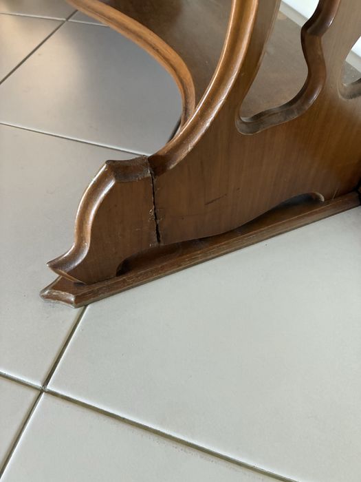 Credencia em cerejeira