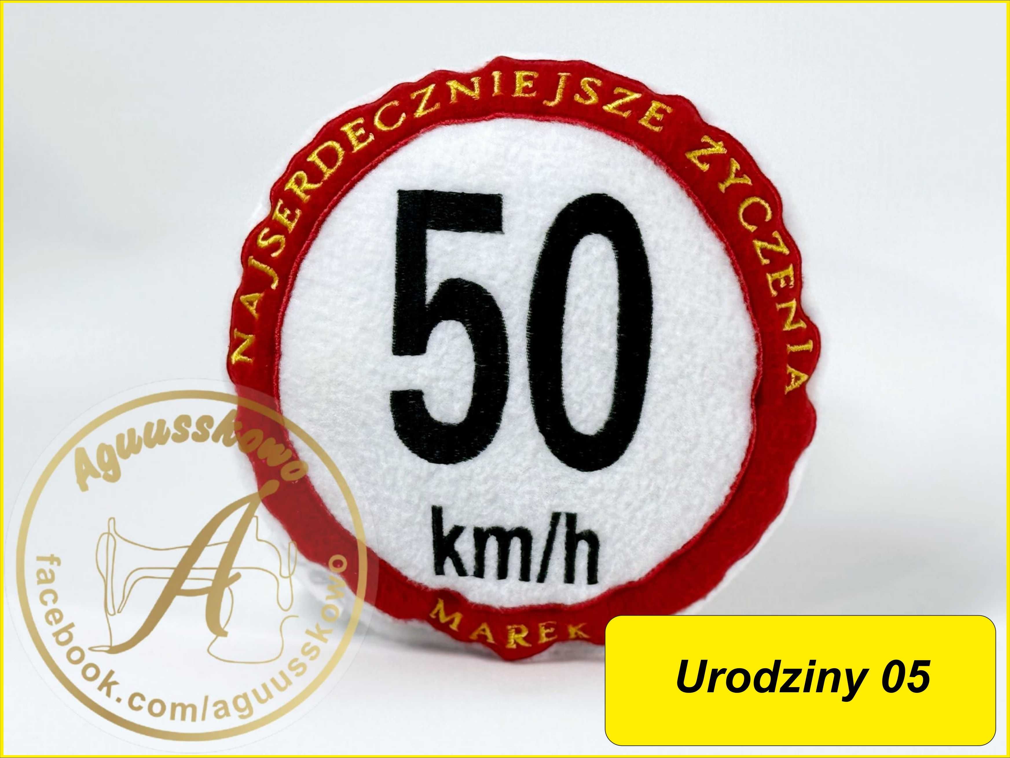 Haftowana Pamiątka na Urodziny z kieszonką Personalizacja 05