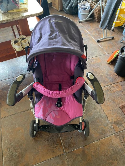 Carrinho Bébé Menina