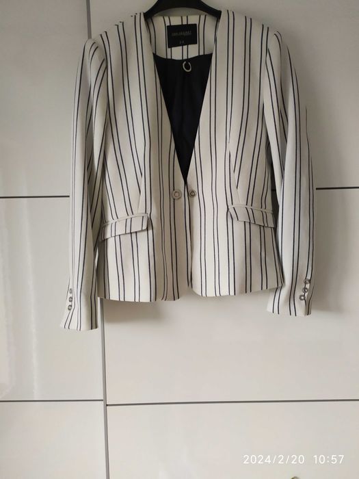 Biała marynarka Top Secret