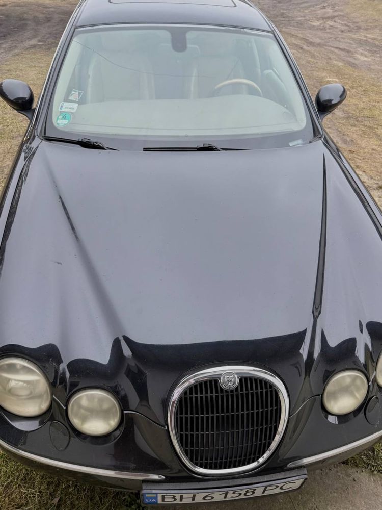 Jaguar s type 2004