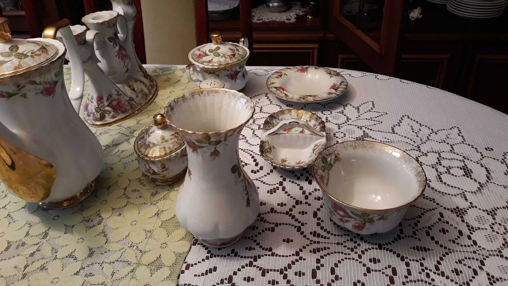 chodzierz porcelana
