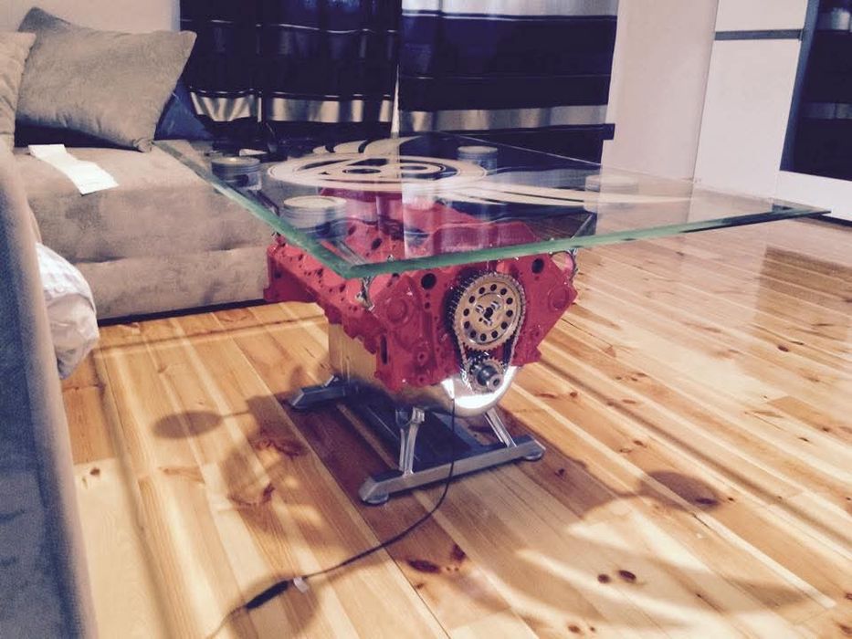 stół stolik z  bloku silnika V8 5.0L MG blok silnika LED Grawer