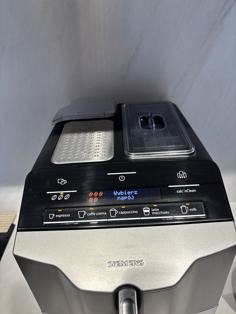 Expres do kawy  Siemens EQ300 TF301E19