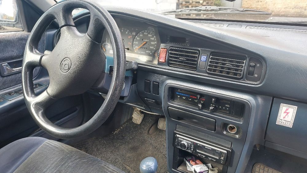 Мазда 626 2.0 бензин