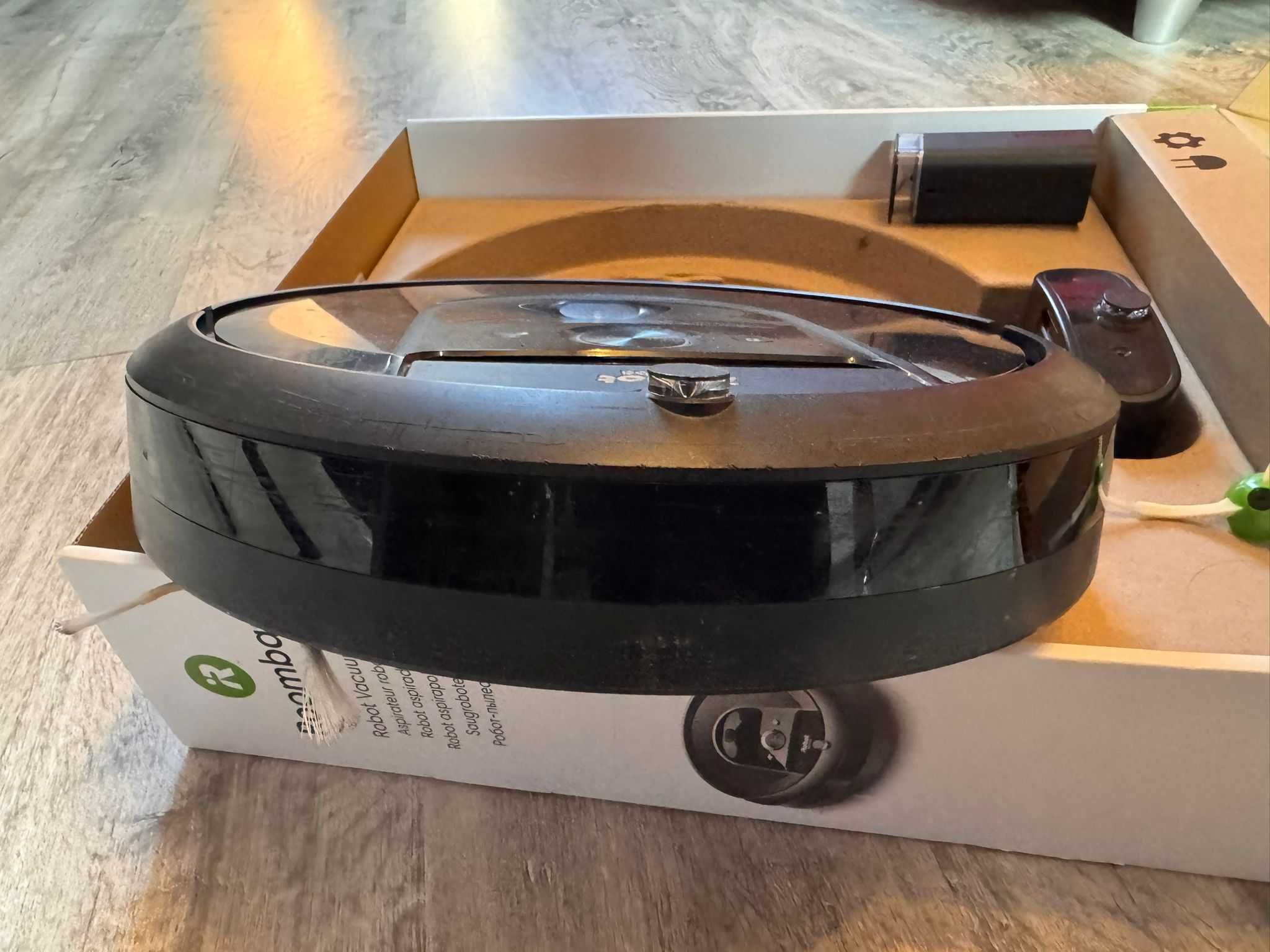 Robot odkurzający iRobot Roomba i7
