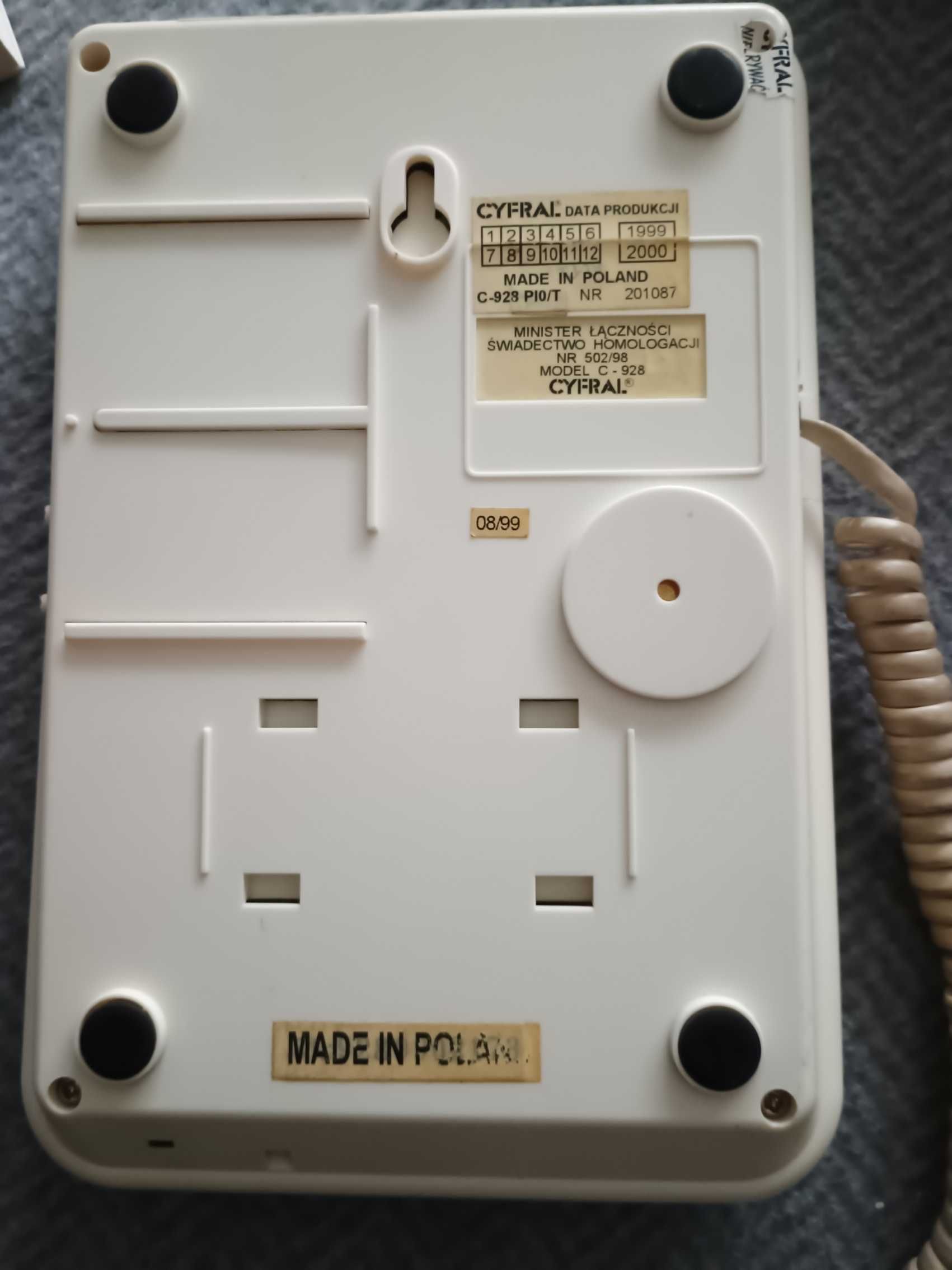 Aparat telefoniczny stacjonarny, model C-928