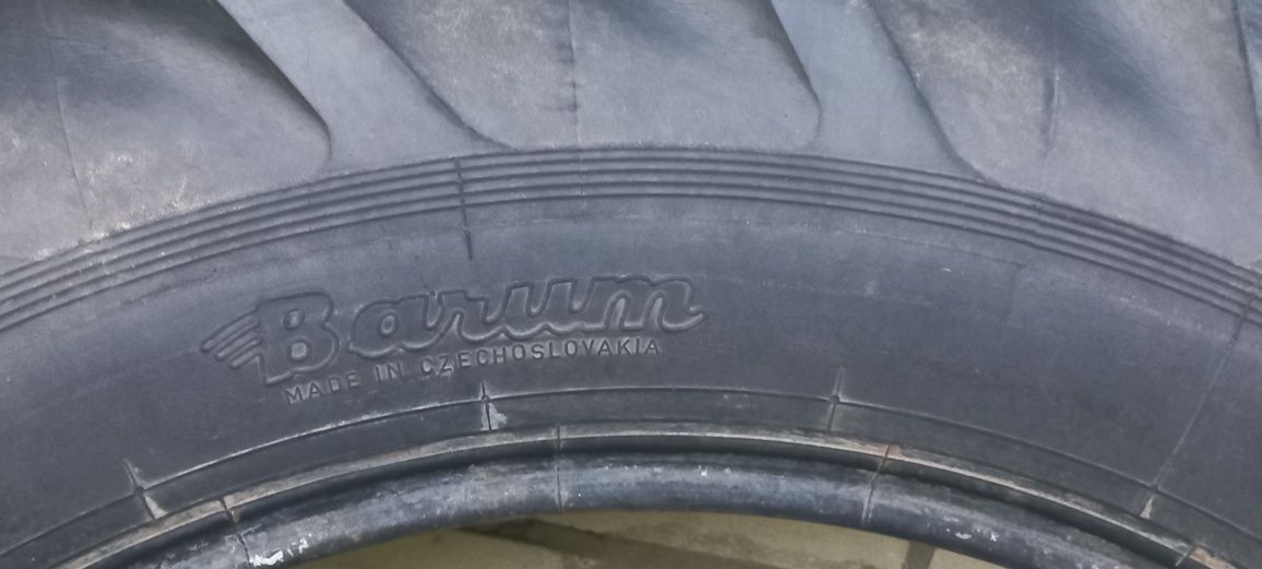 Opona 12,4 x 11-32 barum