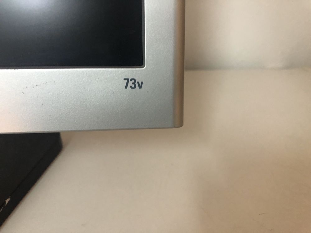 Monitor 17” 73v