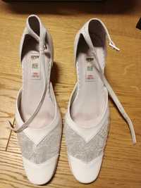 Białe buty ślubne Graf Shoes rozmiar 37