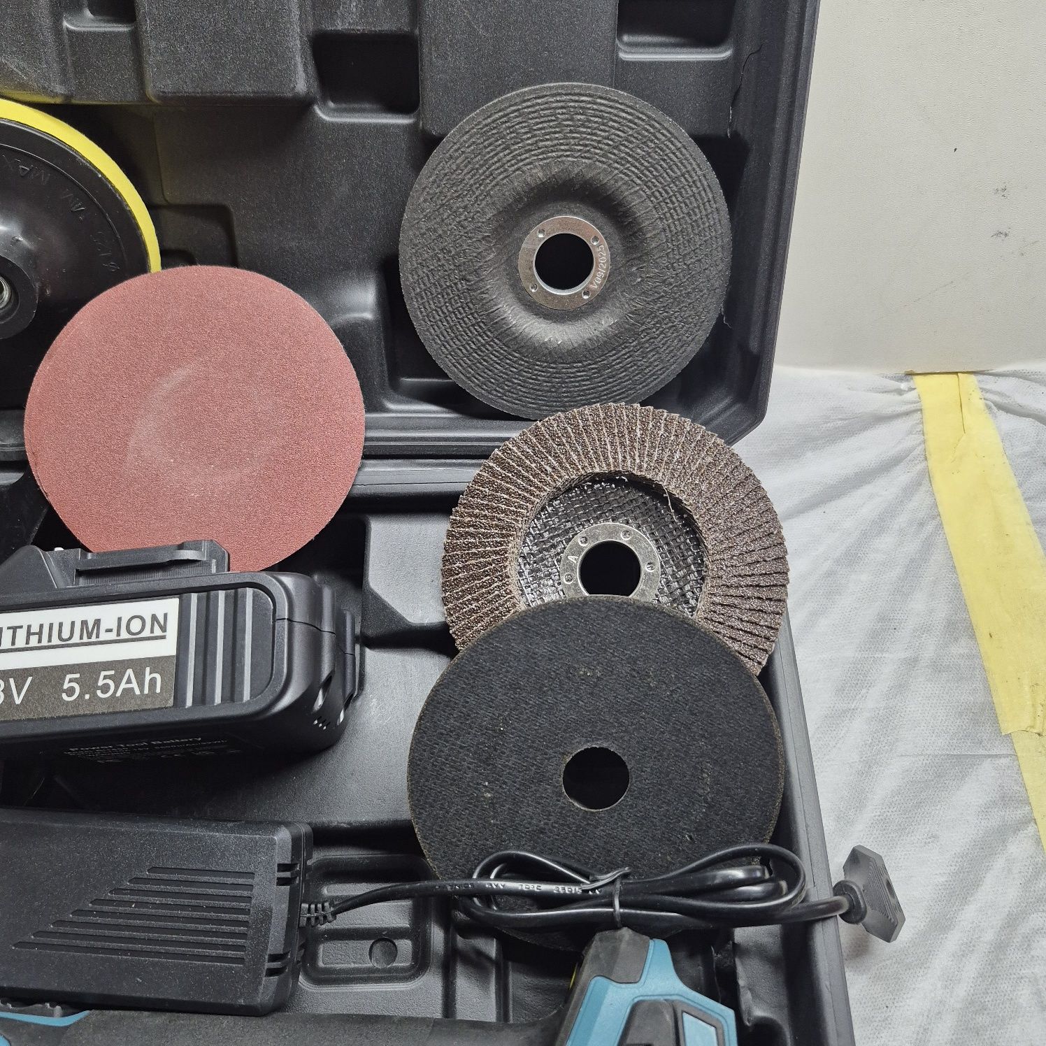 Szlifierka kątowa 18V 1200W 125mm Polerka Komplet