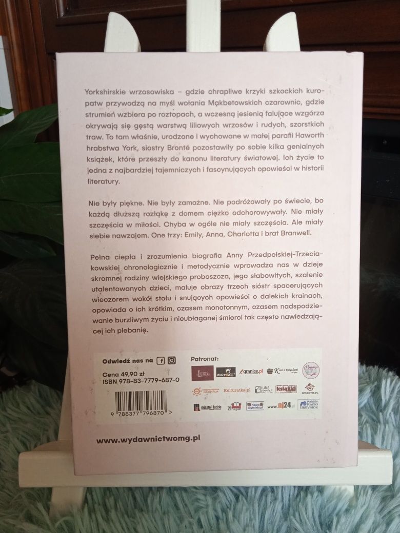 "Na plebanii w Haworth" biografia sióstr Bronte