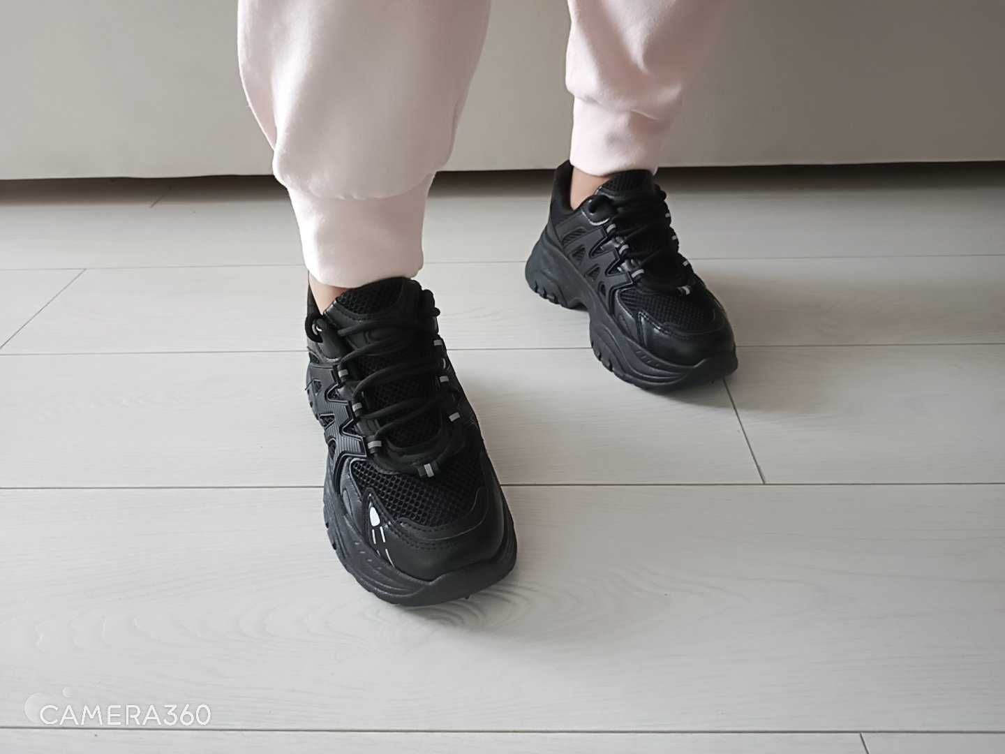 Кросівки жіночі красиві білі, чорні розмір 37,38,39,40,41