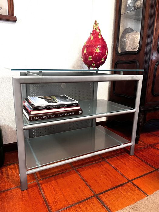 Armário / Mesa metálico