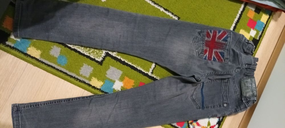 Spodnie dżinsowe Zara 140