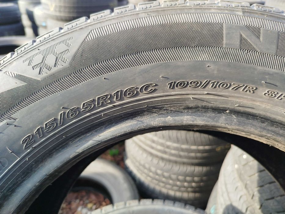 Opona używana 215/65R16C Nexen WinGuard WT1 1szt.