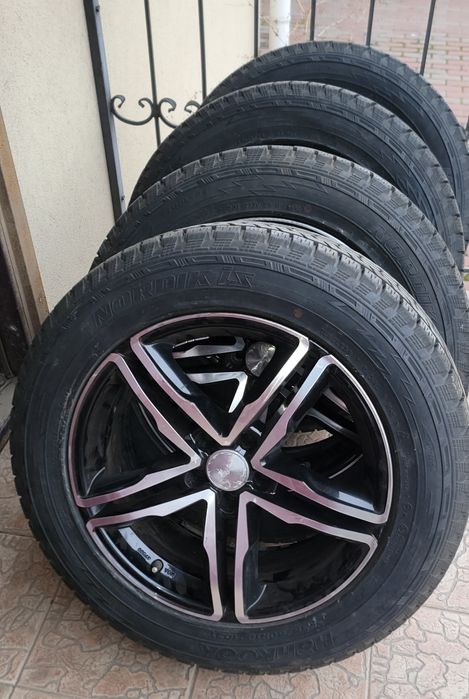 Шини hankook nordik is 235/60 r18