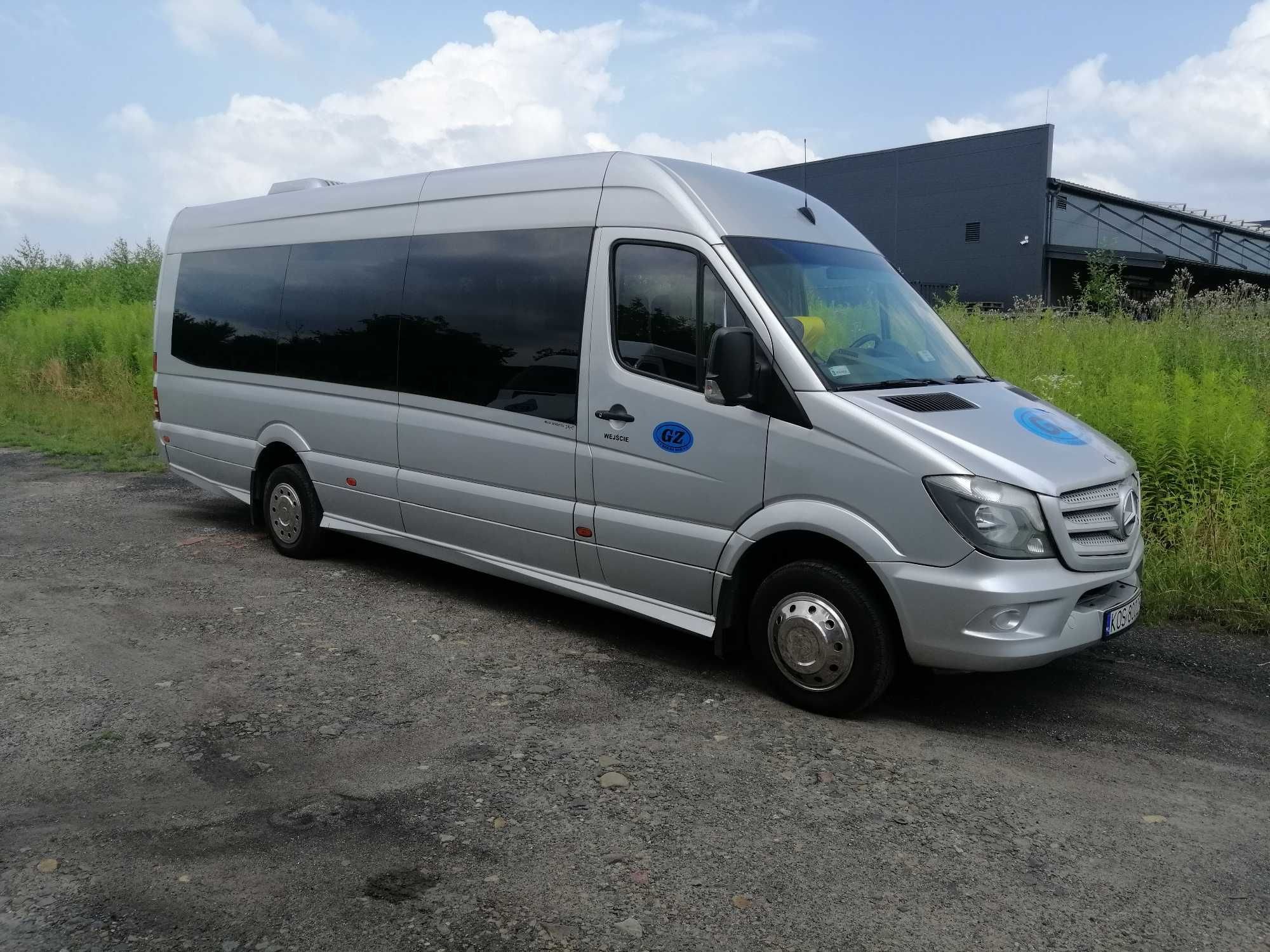 Przewóz Osób Wynajem busów Bus 19-24-56 os Wesela Wycieczki Imprezy