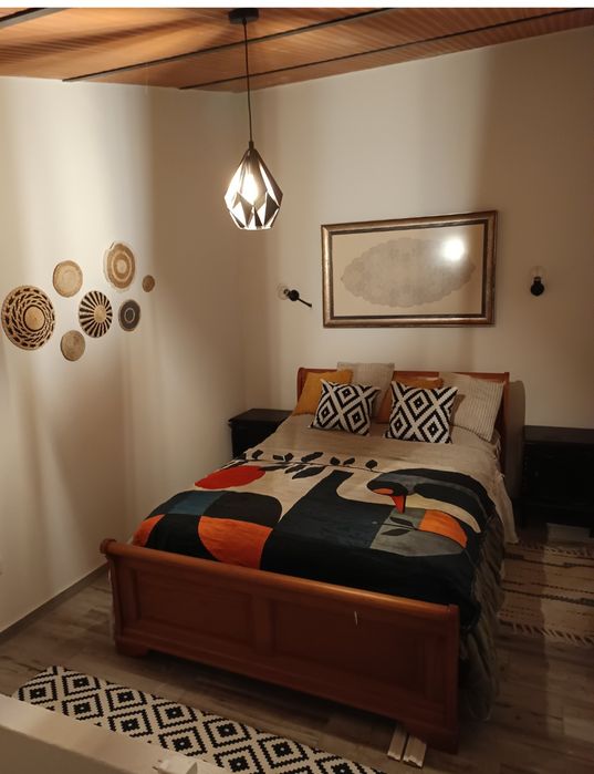 T1 mobilado com terraço