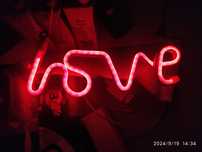 Neon "Love".            .